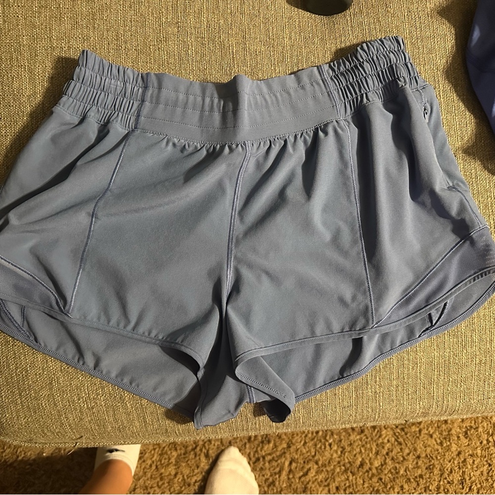 LULU hottie hot 2.5 high rise